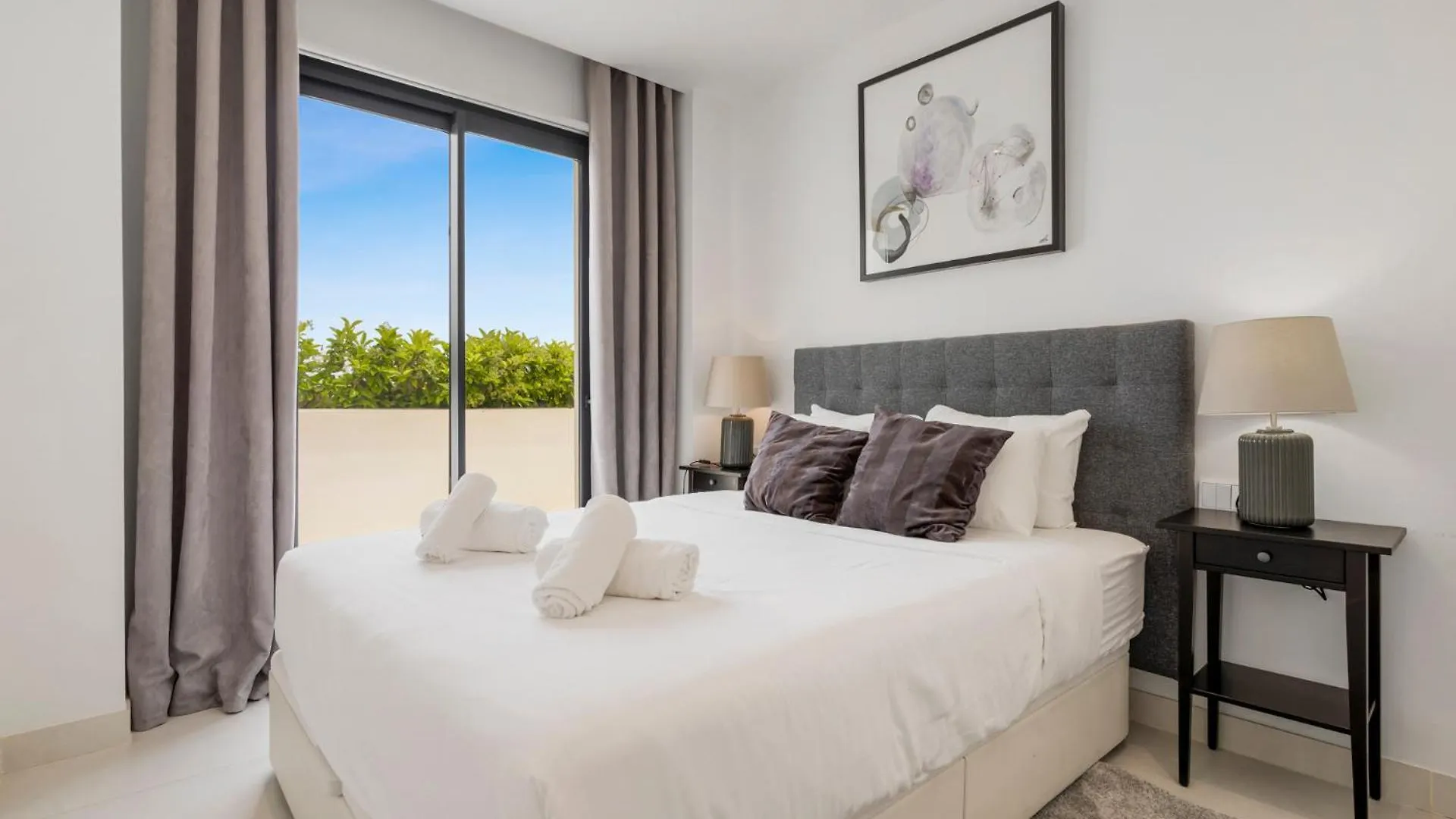 شقة White Modern Retreat In Fuengirola - Ref 48 Torremuelle 0*,  إسبانيا